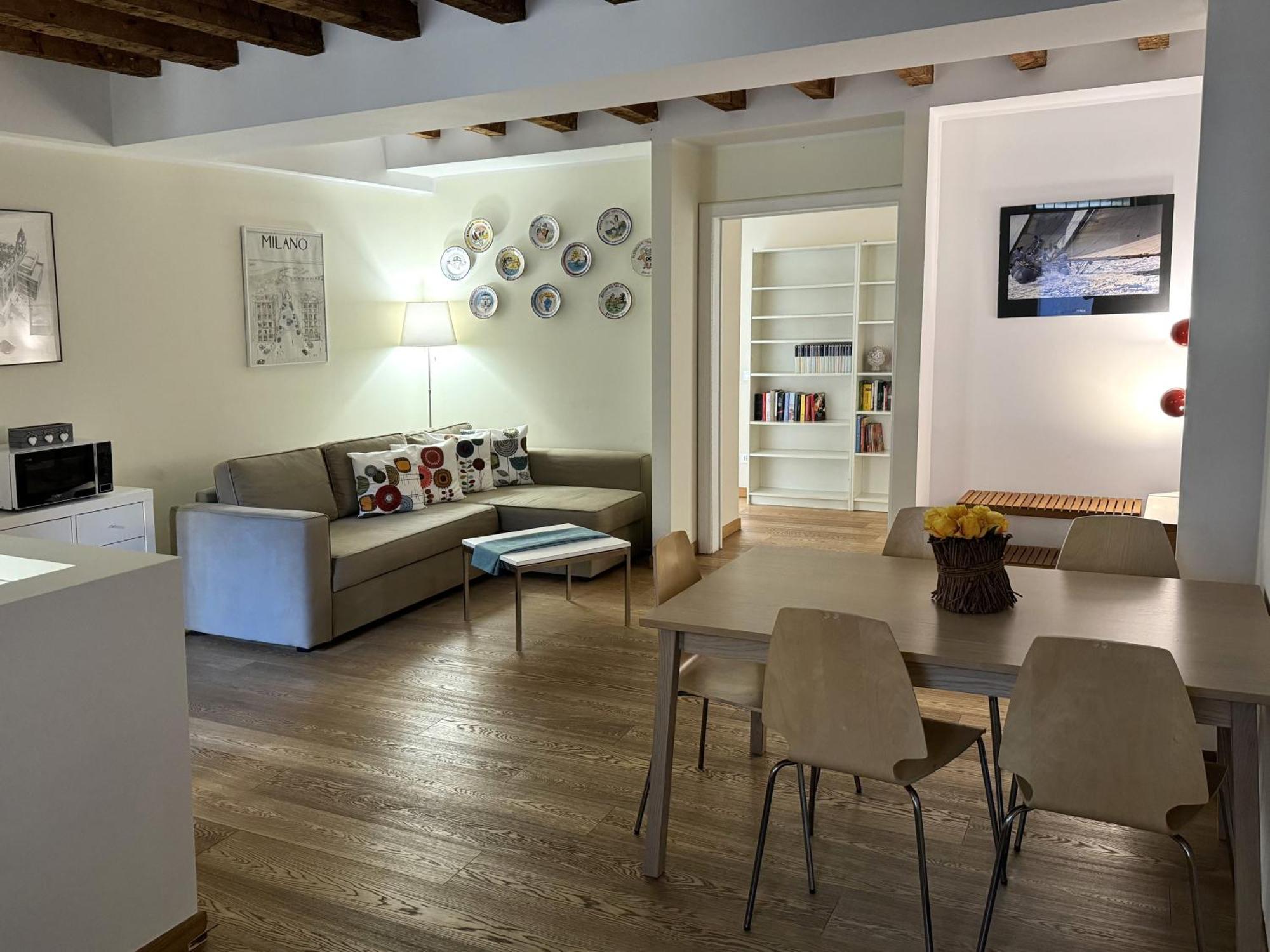 Joivy Cosy Ticinese Retreat 1-Bed Flat Near The Duomo Apartman Milánó Kültér fotó
